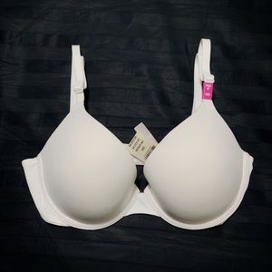 NWT PINK Wear Everywhere Push-Up Bra ⚪️ 32C